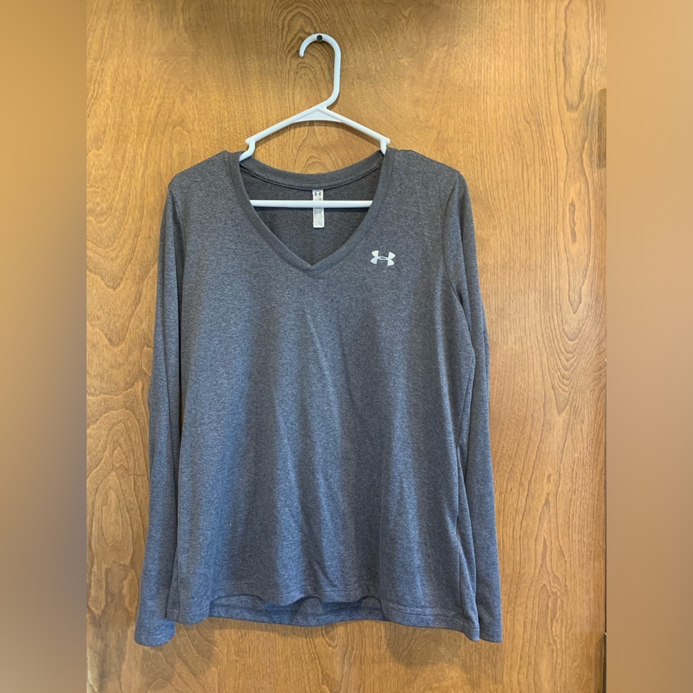 Under Armour long sleeve vneck T